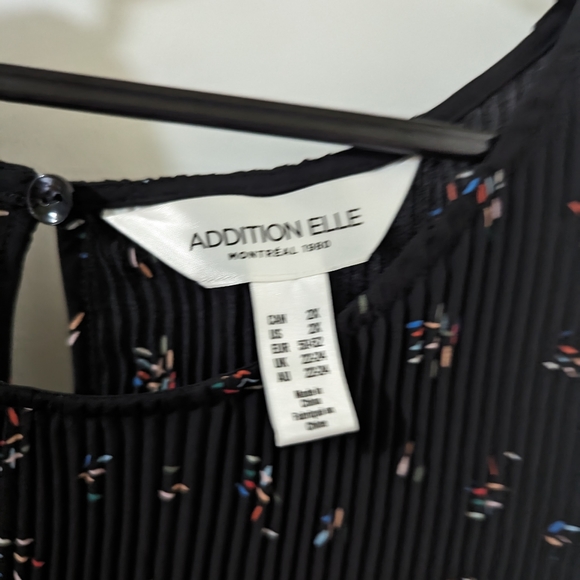 Black Addition Elle top - Picture 2 of 2